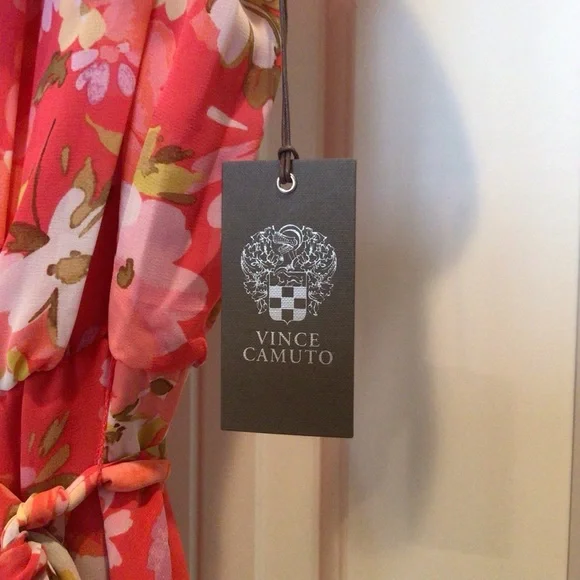 NWT Vince Camuto one shoulder floral dress - Picture 6 of 9
